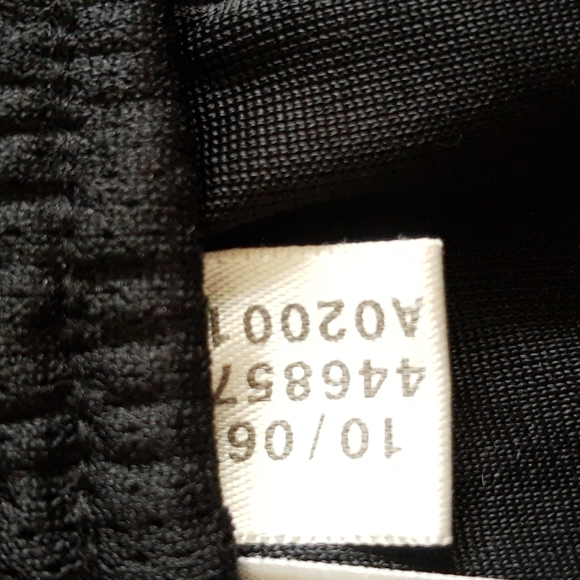 Adidas Ladies Black & White 2 Pocket Drawstring Exercise Capris, Size Small - Picture 12 of 13